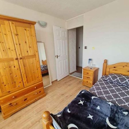 Bed and Breakfast Clydesdale Tower Бирмингем Экстерьер фото